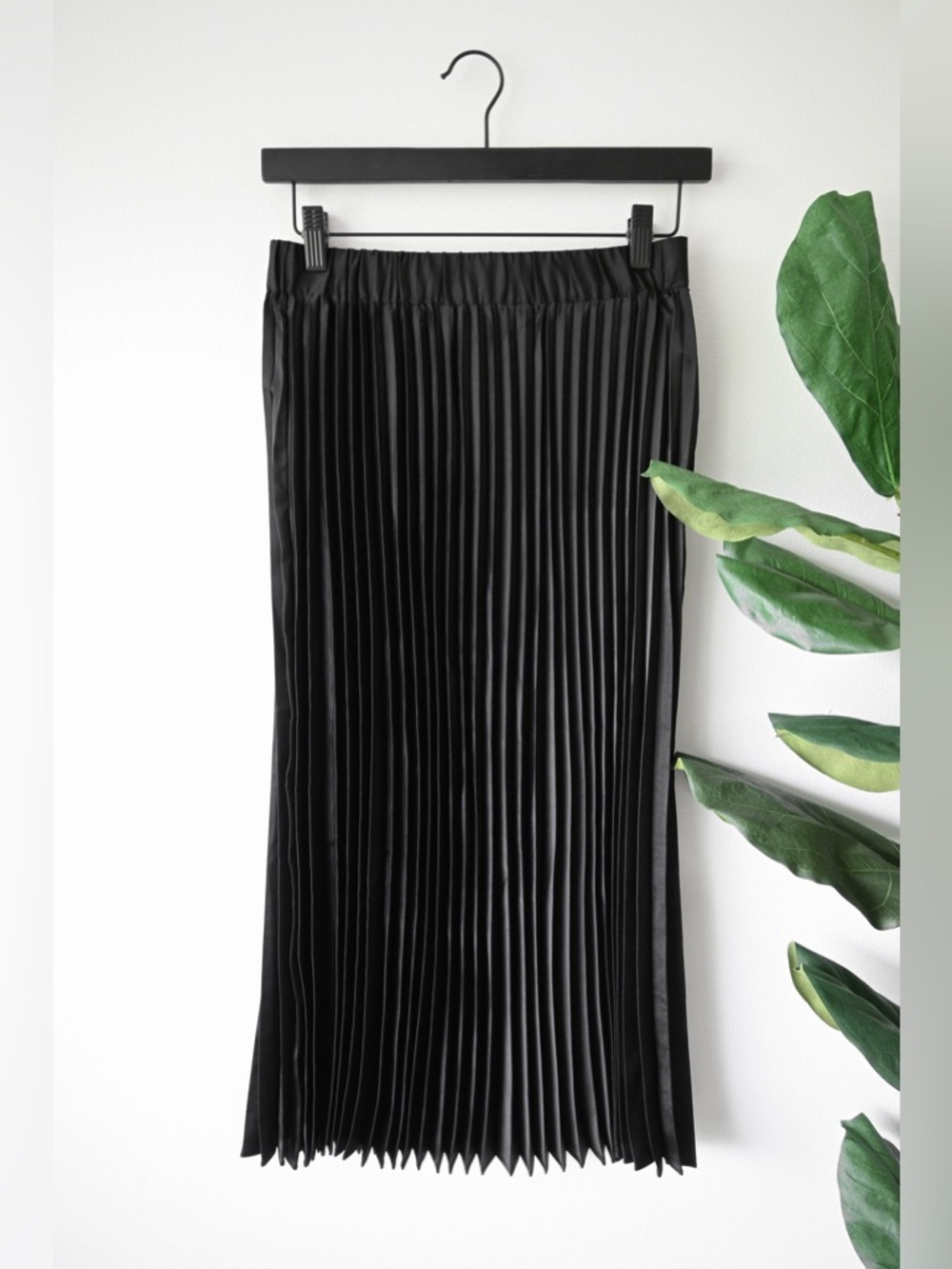 Sanctuary Pleated Maxi Skirt, New With Tags